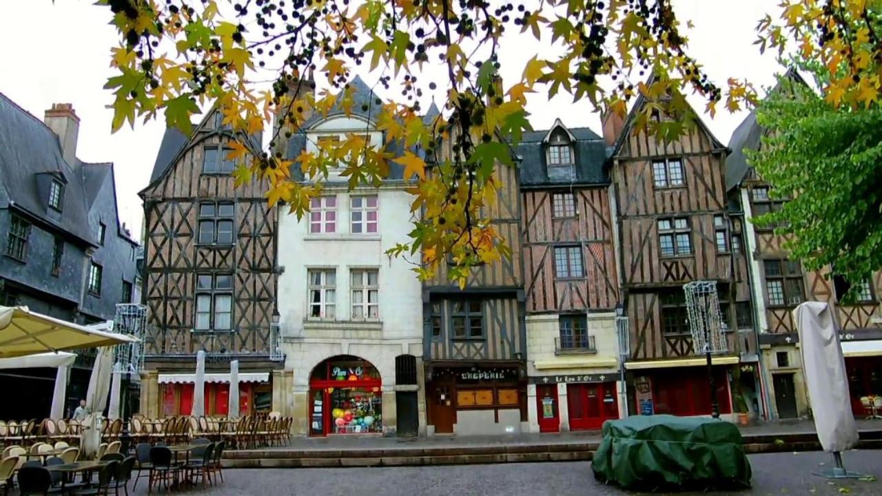 Le Catalane Appartement Tours Buitenkant foto