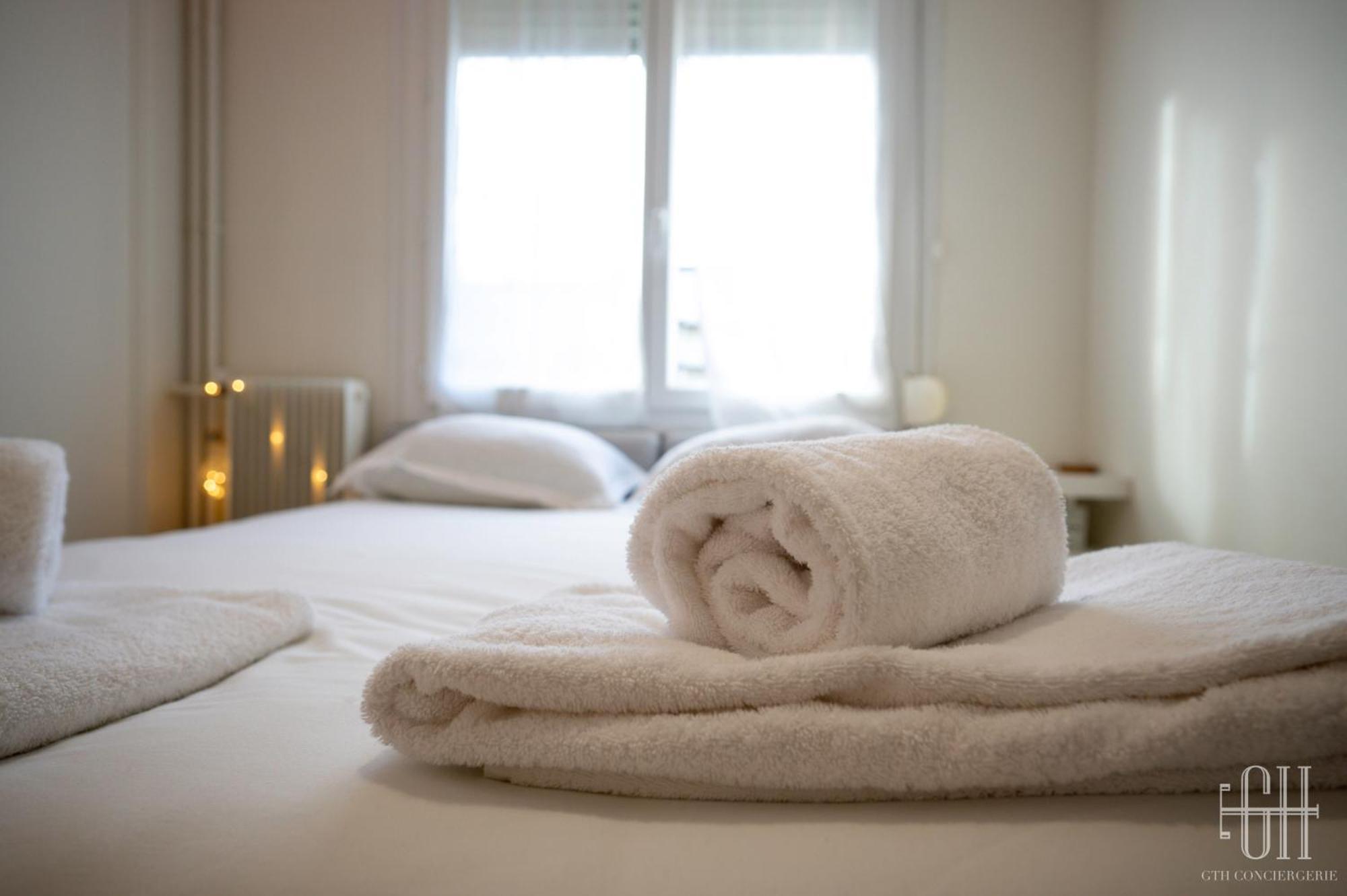 Le Catalane Appartement Tours Buitenkant foto